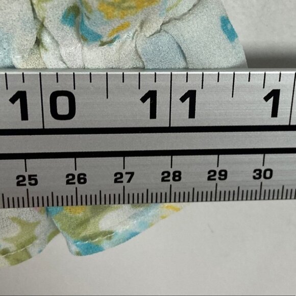 With Jean Floral Ruffle Crop Top‎ Size XS Avena Blue White Yellow Cotton Boho - Picture 10 of 12